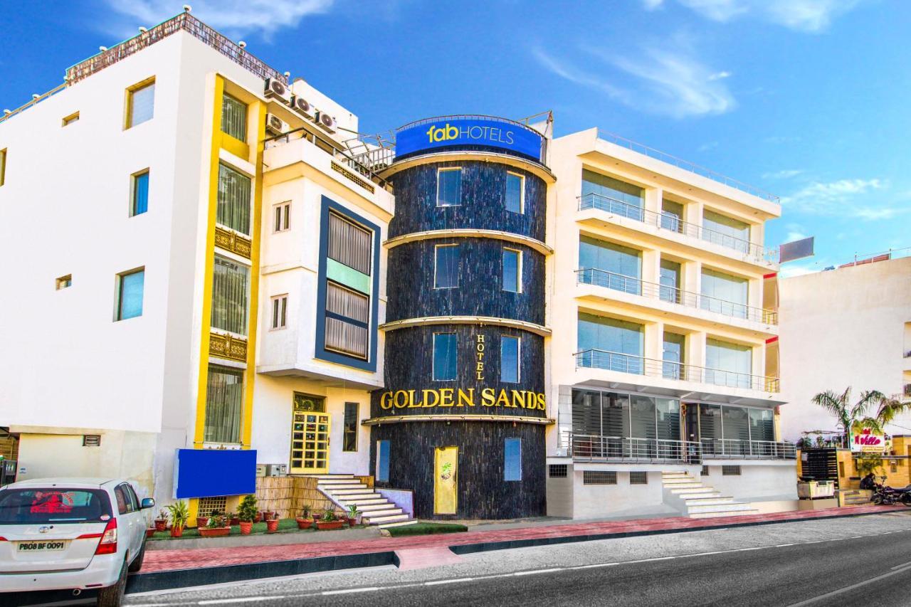 Hotel Golden Sands Jaipur Eksteriør billede