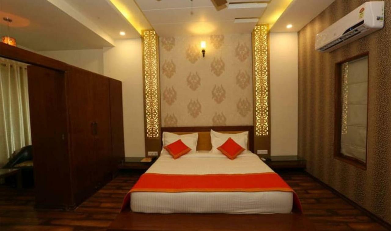 Hotel Golden Sands Jaipur Eksteriør billede